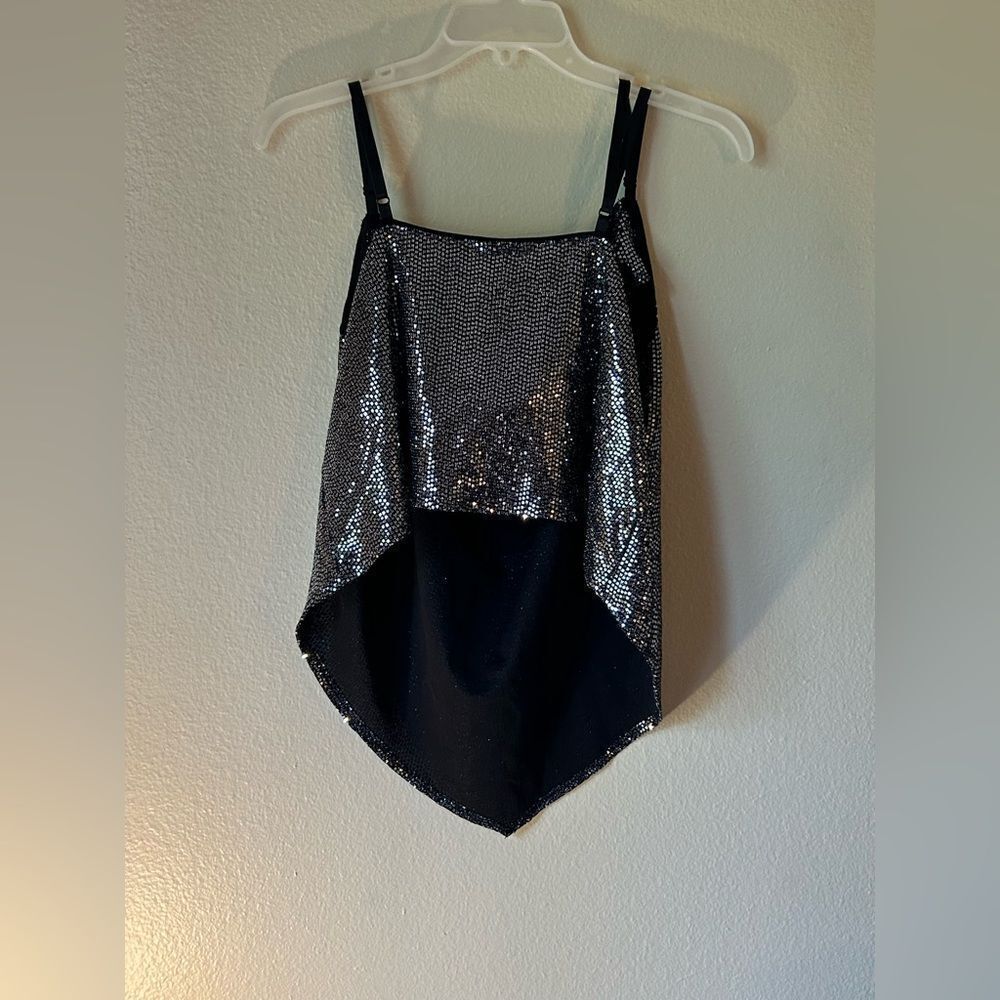 NWT Torrid Deep Black Sequin Cowl Cami - Size 2 - Picture 9 of 12